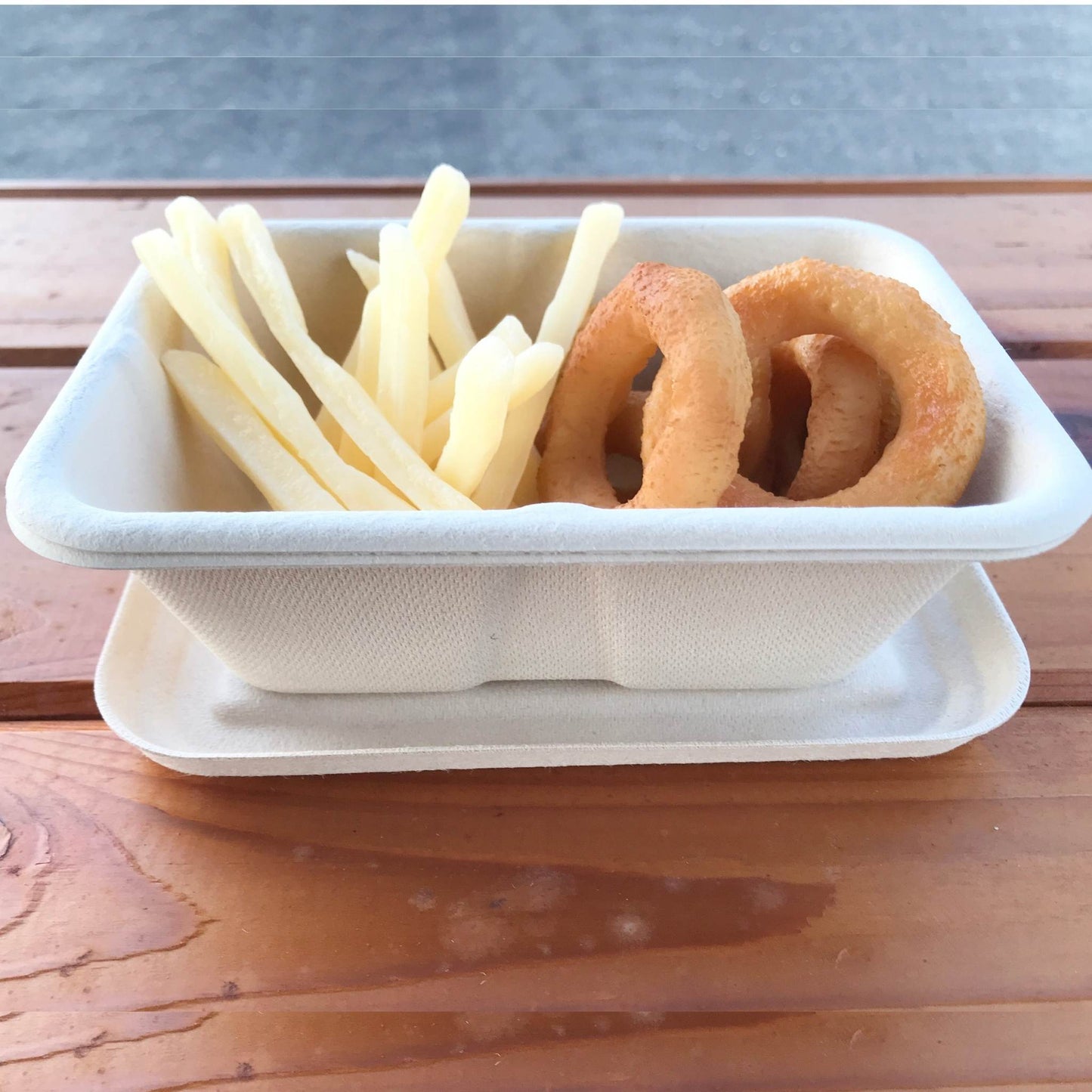Rectangle 1-compartment compostable container 700ml with lid